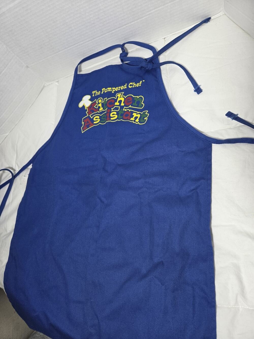 THE PAMPERED CHEF Kids Apron Blue Kitchen Assistant Vtg Cottom Blend Playful Y2K